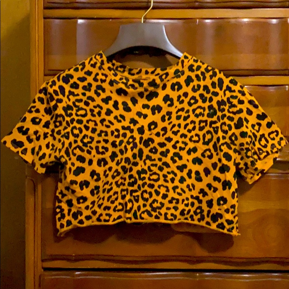 Crop top